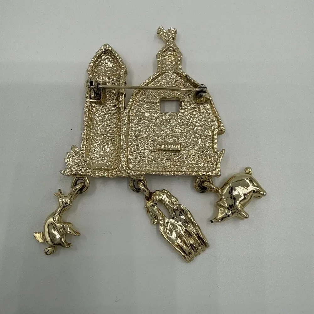 Vintage Barn Charms Brooch Pin Antique Estate Style Lot Find - Unsigned